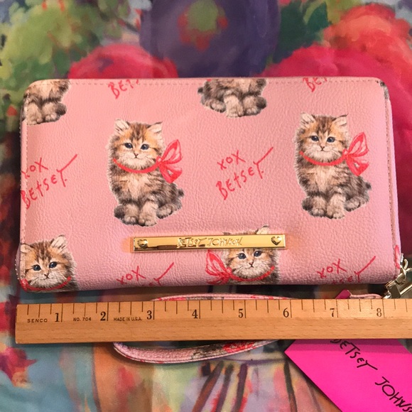 Brand New Betsey Johnson Pink Zippered Cat Wallet - Picture 3 of 14